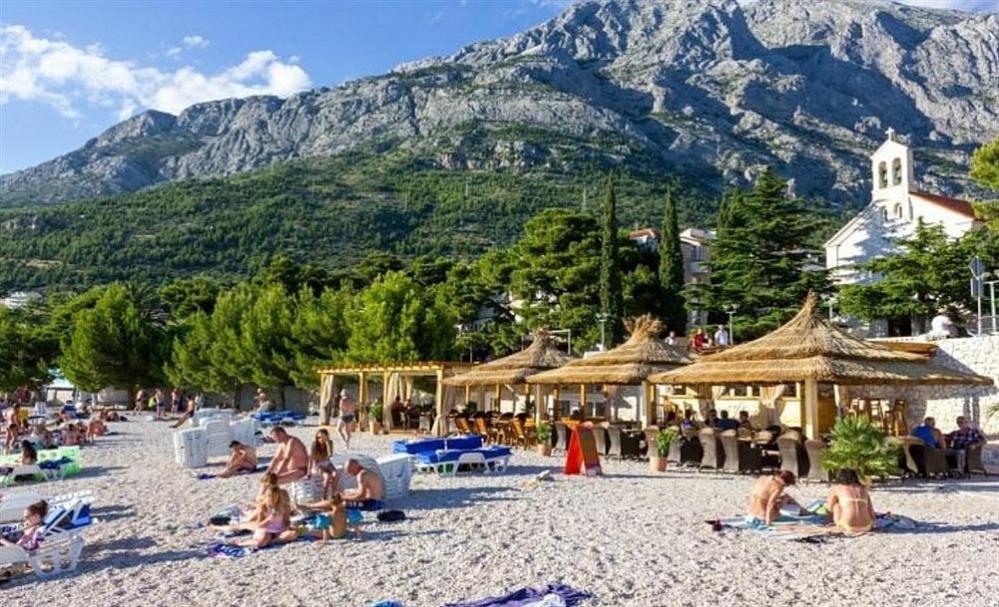 Summer Point * Baska Voda