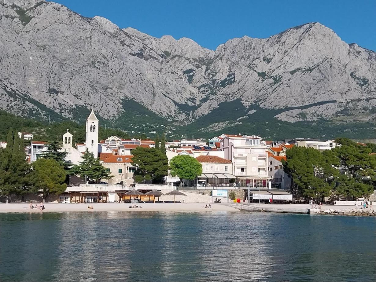 Summer Point Baska Voda